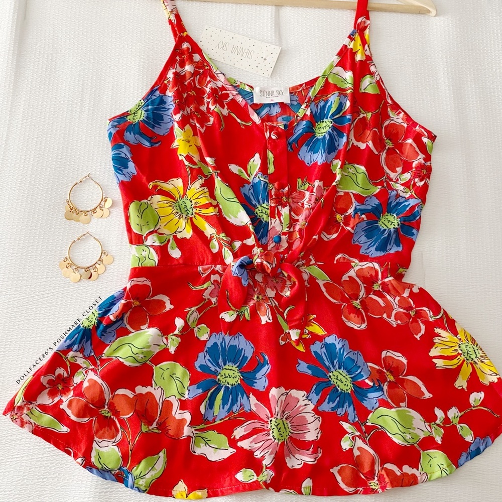 NWT Gorgeous Sienna Sky Red Bold Floral Print Tied Waist Tank Top